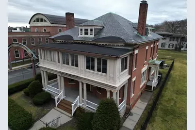 73 Chestnut St #12, Springfield, MA 01103 - Photo 1