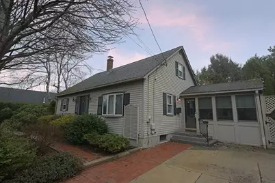 29 Columbus Avenue, Newburyport, MA 01950 - Photo 1