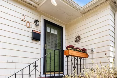 20 Girdler Road, Marblehead, MA 01945 - Photo 1