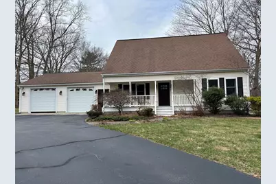 947 Pine St, Seekonk, MA 02771 - Photo 1