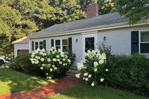 14 Lilac Cir, Wellesley, MA 02482 - Photo 1