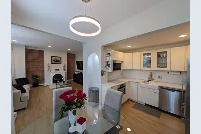 390 Riverway #15, Boston, MA 02115 - Photo 1