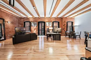 21 Wormwood St, Boston, MA 02210 - Photo 1