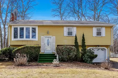 31 Redwood Dr, Milford, MA 01757 - Photo 1