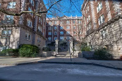 7 Arlington Street #57, Cambridge, MA 02140 - Photo 1