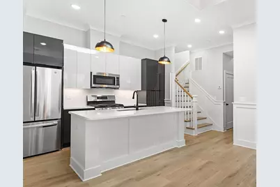 115-H Thurston St #H, Somerville, MA 02145 - Photo 1