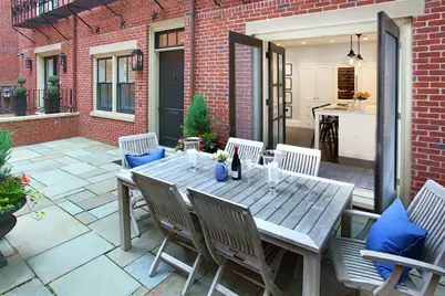 7 Spruce Court, Boston, MA 02108 - Photo 1