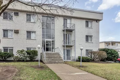 24-26 Inman St #8, Lawrence, MA 01843 - Photo 1