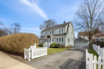 11 Beach St, Woburn, MA 01801 - Photo 1