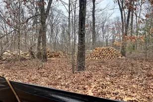 87 Cross St, Seekonk, MA 02771 - Photo 1