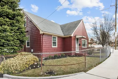 215 Lynnfield St, Lynn, MA 01904 - Photo 1