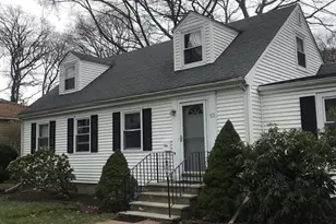 53 Elinor Rd, Newton, MA 02461 - Photo 1
