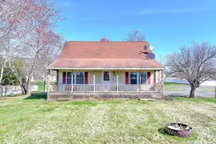 202 Hartford Ave, Bellingham, MA 02019 - Photo 1