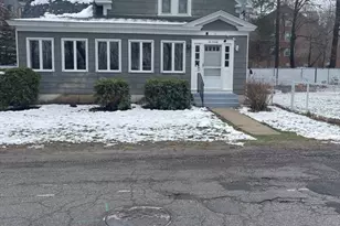 270 Lincoln St, Fitchburg, MA 01420 - Photo 1