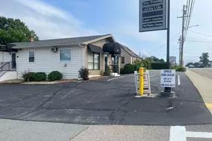 930 County St, Somerset, MA 02726 - Photo 1