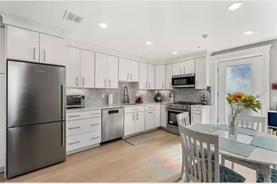 600 Shirley St #16, Winthrop, MA 02152 - Photo 1