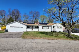 39 Pleasant Terrace, Leominster, MA 01453 - Photo 1