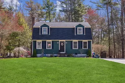 14 Fieldcrest Lndg, East Bridgewater, MA 02333 - Photo 1