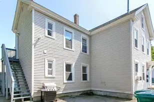 581 Lakeview Ave, Lowell, MA 01850 - Photo 1