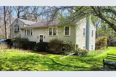 73 West St, Plympton, MA 02367 - Photo 1