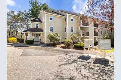 131 Heritage Dr #131, Northbridge, MA 01588 - Photo 1