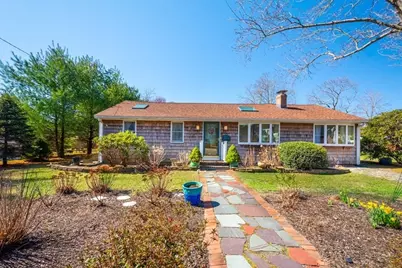 4 Worcester Rd, Sharon, MA 02067 - Photo 1