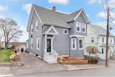 22 Lookout St, Gloucester, MA 01930 - Photo 1
