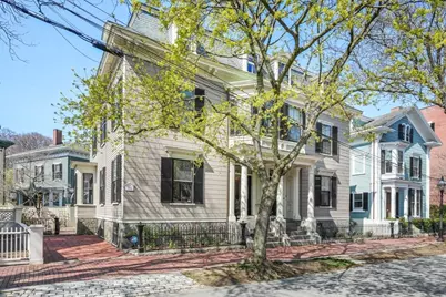 46 Chestnut St, Salem, MA 01970 - Photo 1