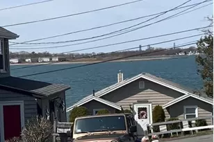 11 Pecksuot Rd, Weymouth, MA 02191 - Photo 1