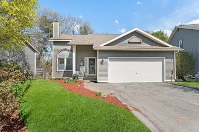 22 Weatherstone Dr #22, Worcester, MA 01604 - Photo 1