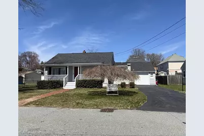 21 Benton St, Lowell, MA 01851 - Photo 1