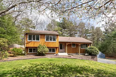 33 Sheridan Dr, Plymouth, MA 02360 - Photo 1