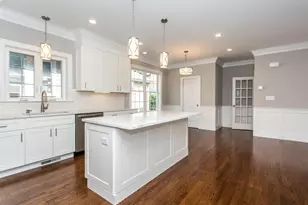 33 Eddy St, Waltham, MA 02453 - Photo 1