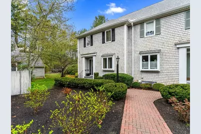 225 Lincoln St #B1, Duxbury, MA 02332 - Photo 1