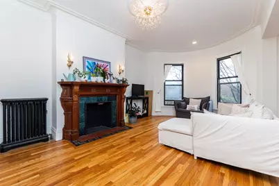 209 W Newton St #3, Boston, MA 02116 - Photo 1