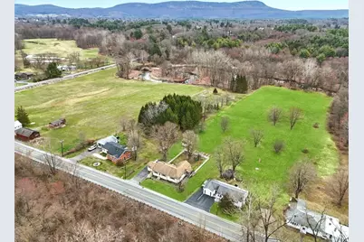 16 Pomeroy Meadow Rd, Easthampton, MA 01027 - Photo 1