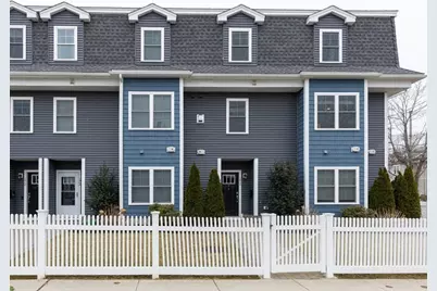 172 Bright St #4, Waltham, MA 02453 - Photo 1