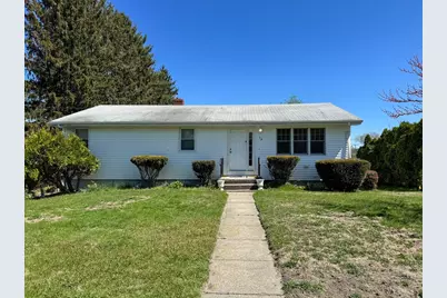 19 Richard Rd, Swansea, MA 02777 - Photo 1