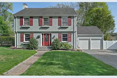 31 Hagen Road, Newton, MA 02459 - Photo 1