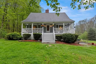 52 Center St, Groveland, MA 01834 - Photo 1