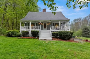 52 Center St, Groveland, MA 01834 - Photo 1