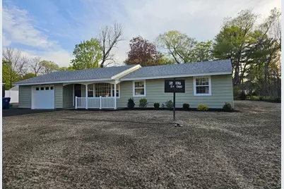 30 Sherwood Ave, Danvers, MA 01923 - Photo 1