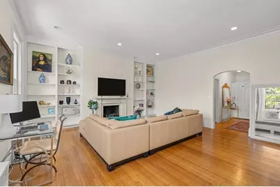 133 Marlborough St #8, Boston, MA 02116 - Photo 1