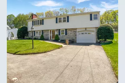 23 Western Ave, Saugus, MA 01906 - Photo 1