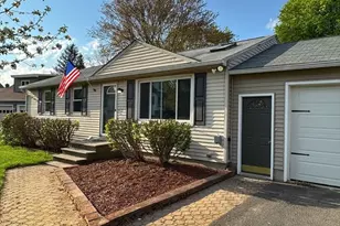 33 Pershing Ave, South Hadley, MA 01075 - Photo 1