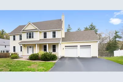 37 Oak Ledge Cir, Rowley, MA 01969 - Photo 1