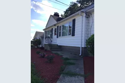 4 Hancock St, Shrewsbury, MA 01545 - Photo 1