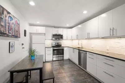 51 Warren St #2-2, Waltham, MA 02453 - Photo 1