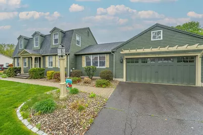 4 Pheasant Run, South Hadley, MA 01075 - Photo 1