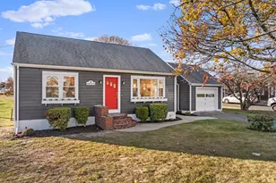 79 Middle Rd, Acushnet, MA 02743 - Photo 1